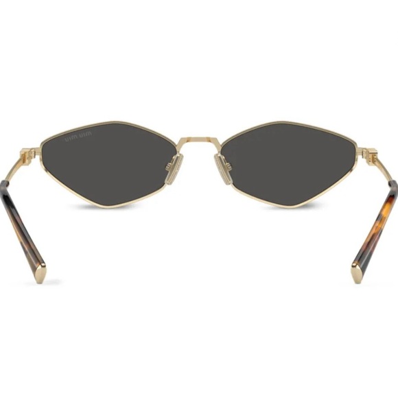 Miu Miu OMU 56ZS Sunglasses - Picture 6 of 8
